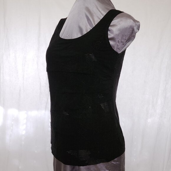 Black Layered sleeveless Ruffle Lace Blouse with Floral Motif - Picture 1 of 9